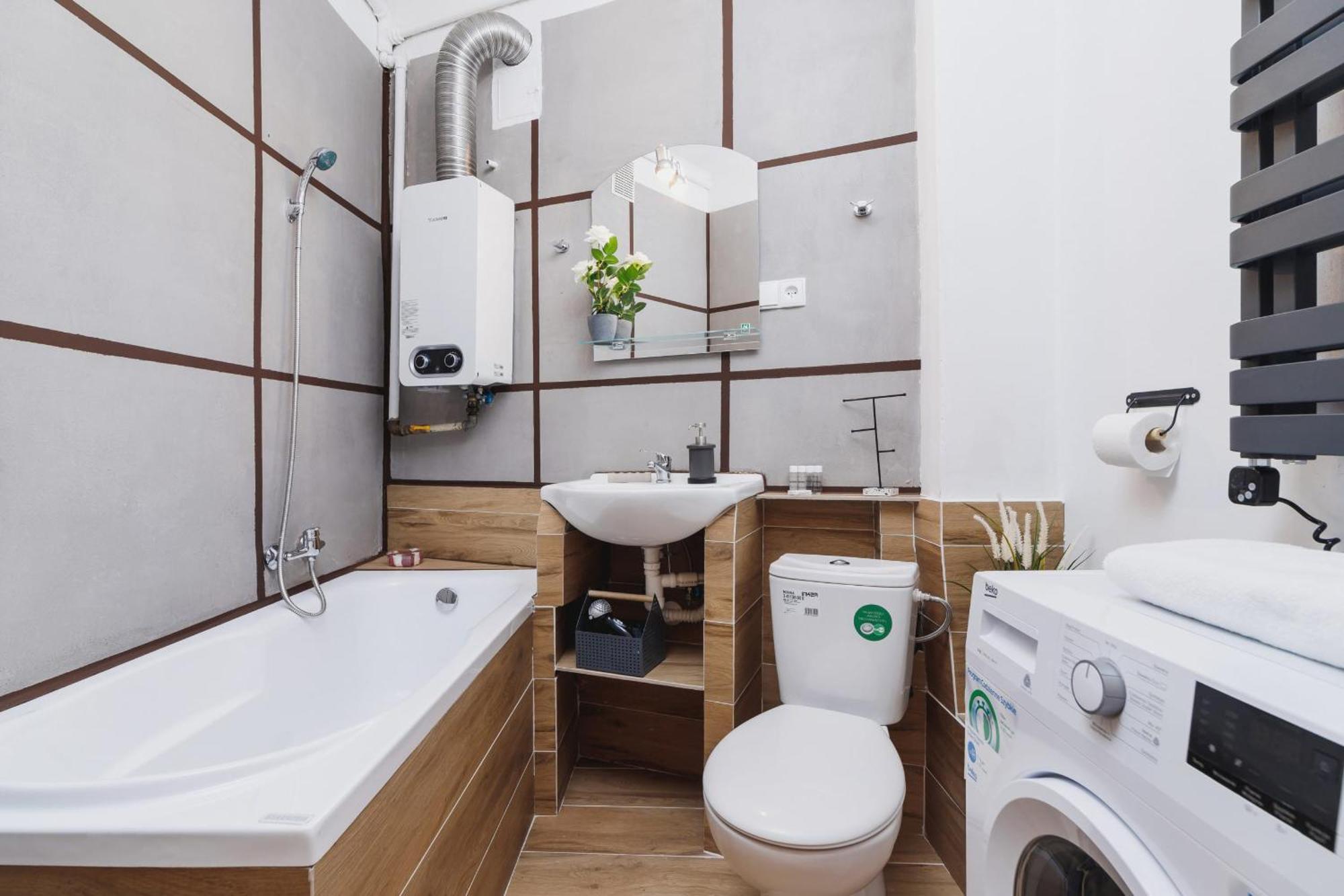 Spacious In A Great Location By Renters *